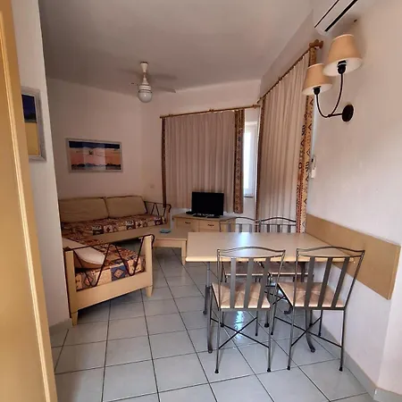 Roccia Rossa Vacanze Appartement *